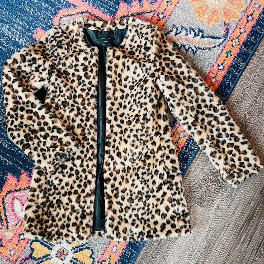 LIKE NEW - Faux Cheetah Fur Jacket